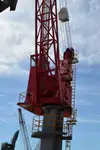 Kapal LNG untuk dijual