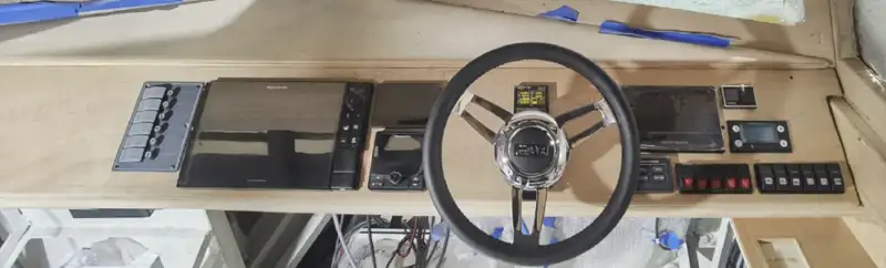 Kapal kerja untuk dijual