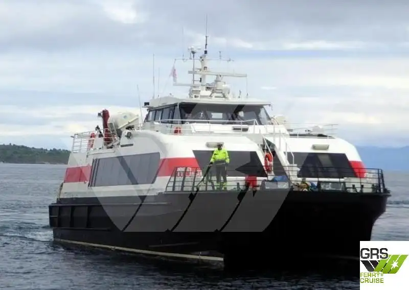 Kapal pelayaran untuk dijual