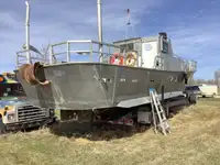 Kapal kerja untuk dijual