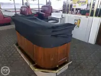 Kapal pelayaran untuk dijual