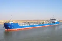 Oil/Chemical tanker untuk jualan
