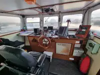 Kapal pelayaran untuk dijual