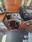 Kapal anak kapal untuk dijual