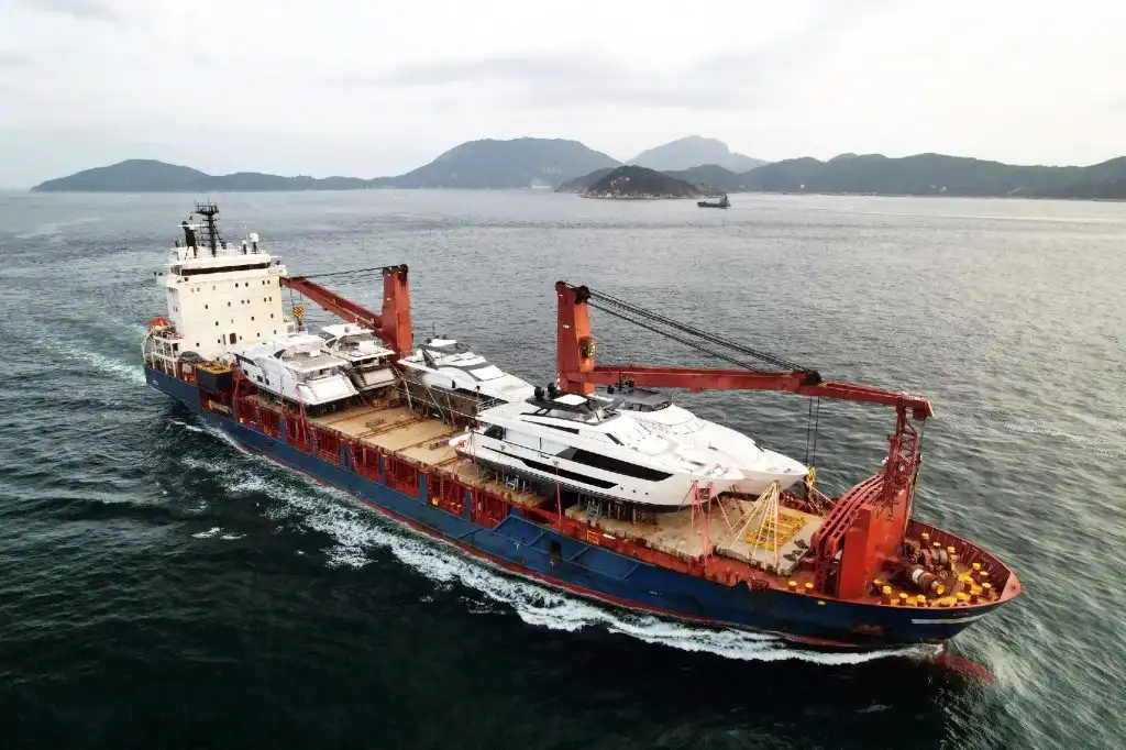 Kapal peti sejuk untuk dijual