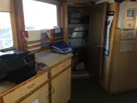 Kapal peti sejuk untuk dijual