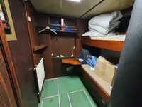 Kapal rondaan untuk dijual