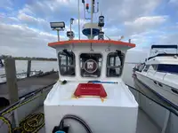 Kapal tunda untuk dijual