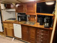 Kapal rondaan untuk dijual
