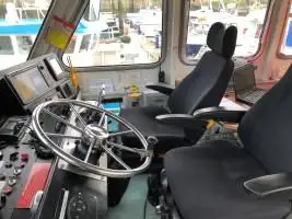 Kapal anak kapal untuk dijual