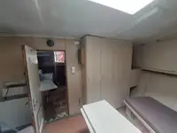 Kapal tinjauan untuk dijual