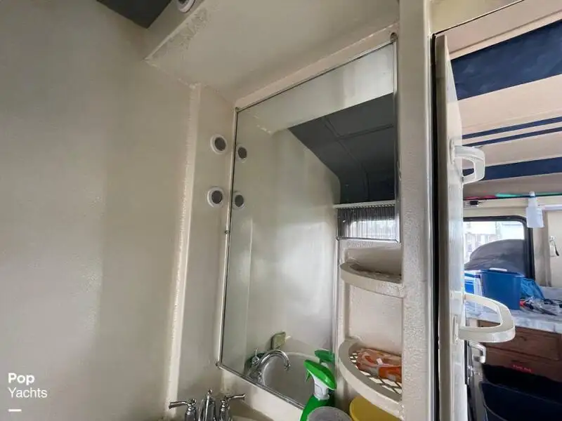 Kapal pelayaran untuk dijual