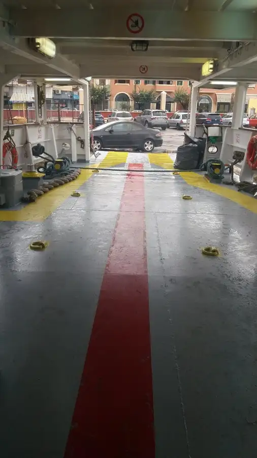 Kapal RoPax untuk dijual