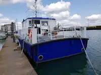 Kapal tinjauan untuk dijual
