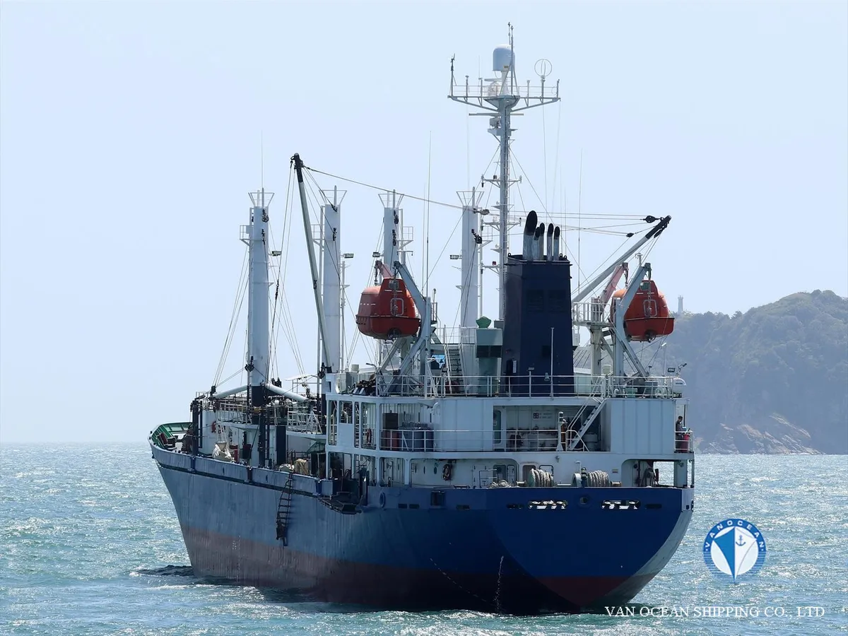 Kapal peti sejuk untuk dijual