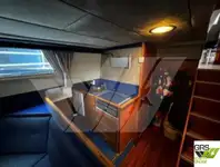 Kapal pelayaran untuk dijual