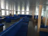 Kapal feri untuk jualan