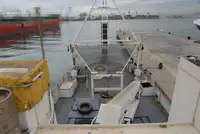 Kapal kerja untuk dijual