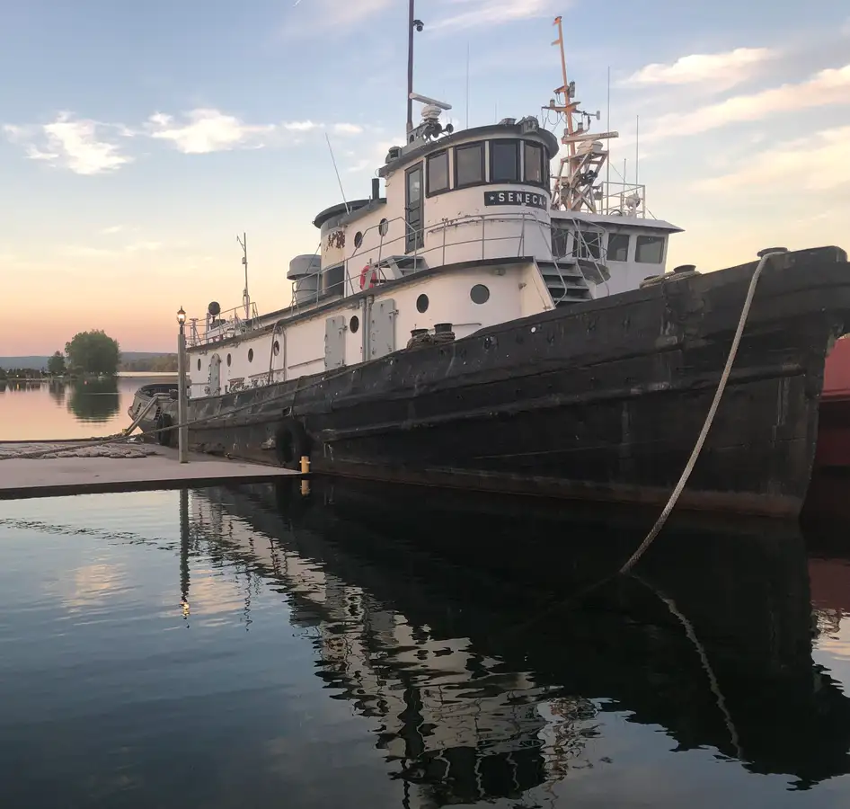 Kapal tunda untuk dijual