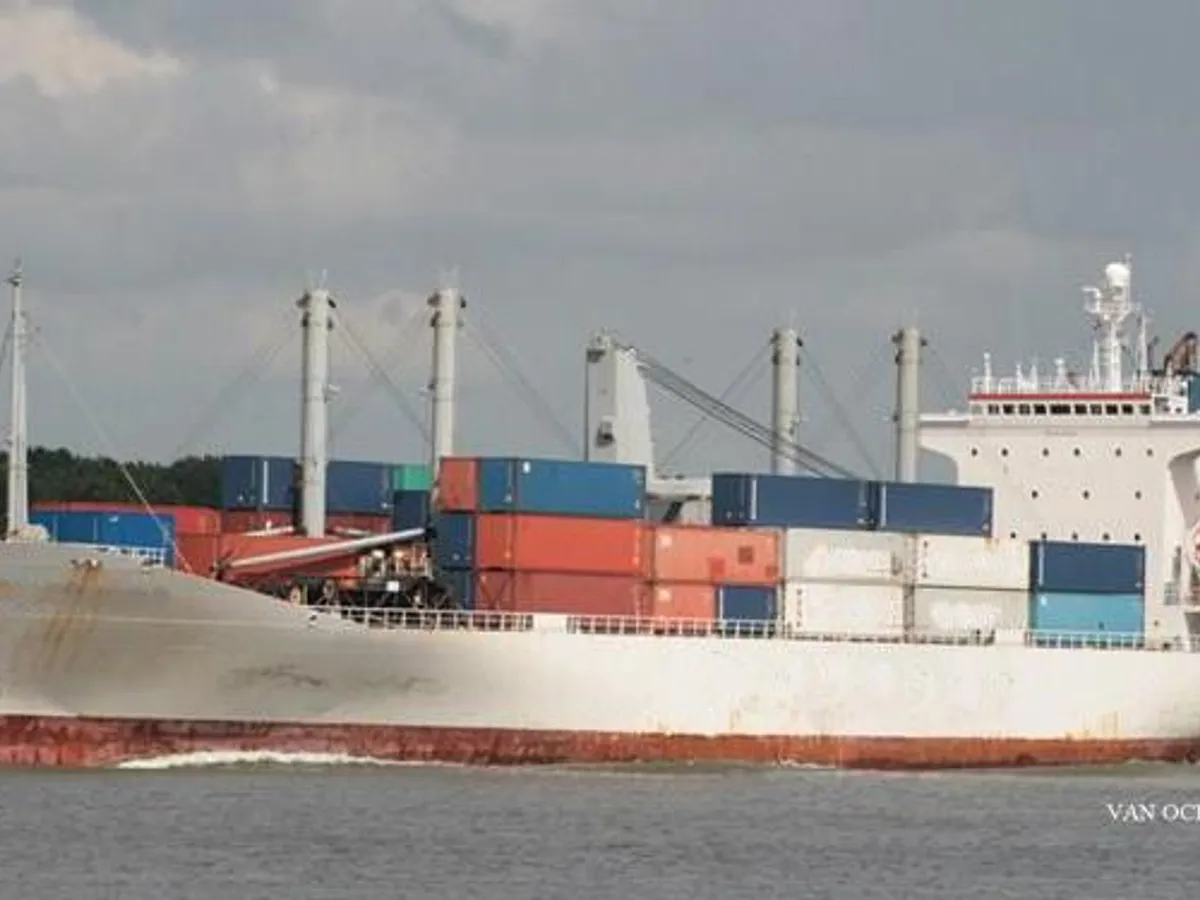 Kapal peti sejuk untuk dijual