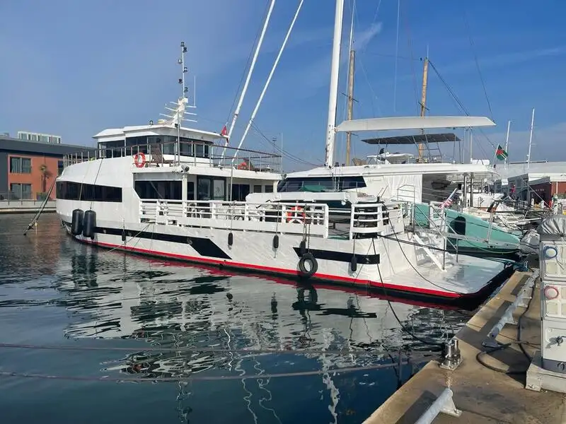 Kapal tunda untuk dijual