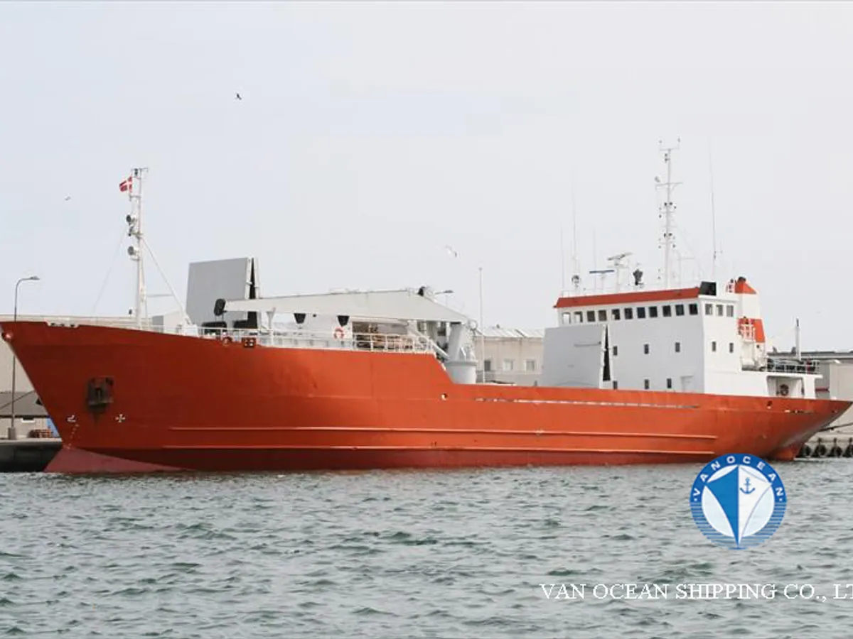 Kapal peti sejuk untuk dijual