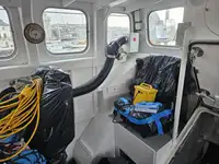 Kapal penyelamat untuk dijual