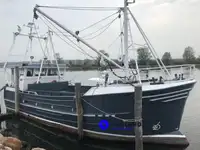 Kapal pukat tunda untuk dijual