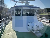 Kapal kerja untuk dijual