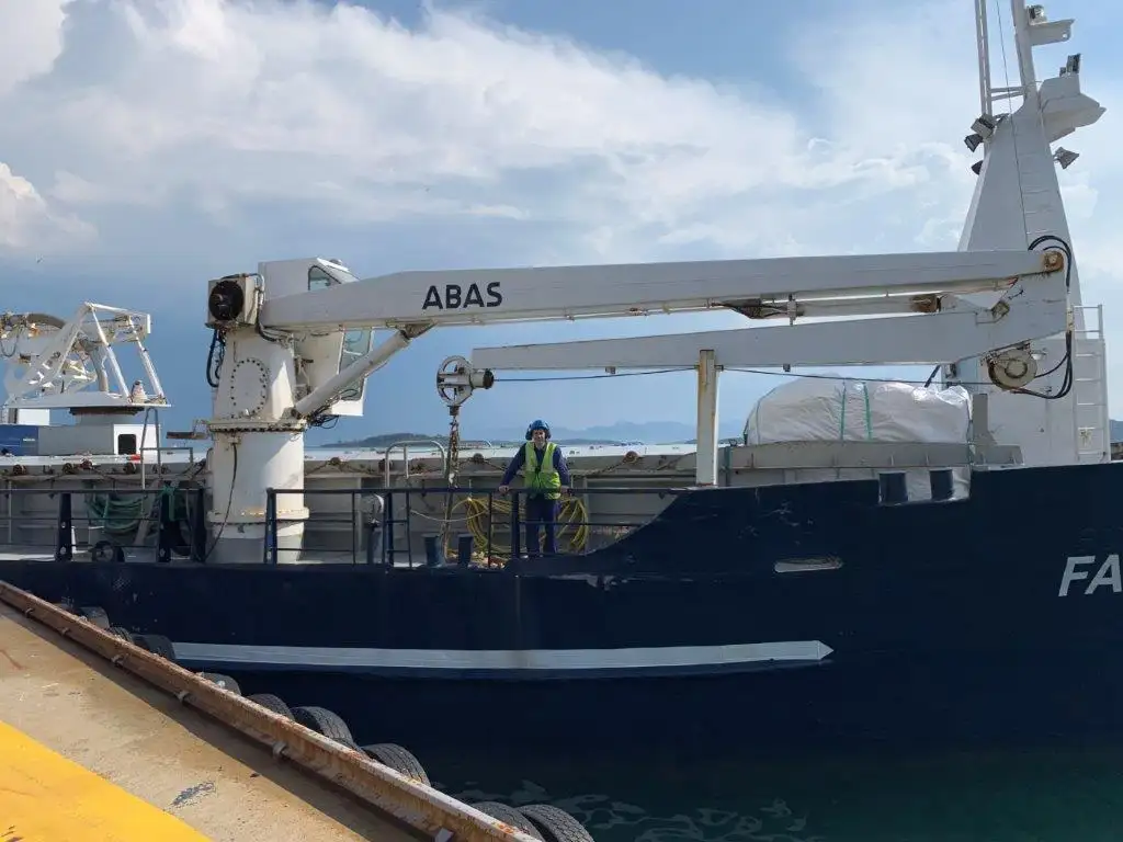 Kapal pengangkut pukal untuk dijual