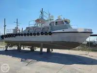Kapal anak kapal untuk dijual