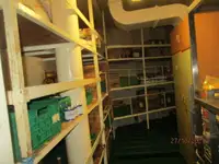 Kapal peti sejuk untuk dijual