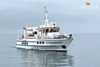 Kapal feri untuk dijual