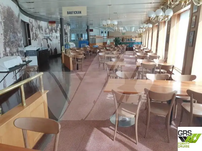 Kapal pelayaran untuk dijual