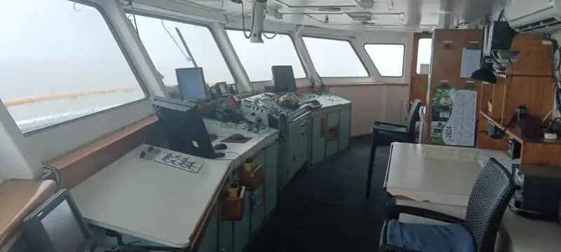 Kapal feri untuk dijual