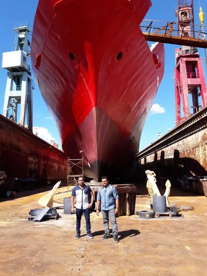 Kapal peti sejuk untuk dijual