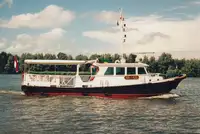 Kapal pelayaran untuk dijual