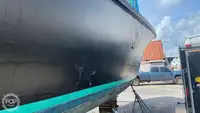 Kapal pelayaran untuk dijual
