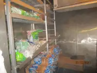 Kapal peti sejuk untuk dijual