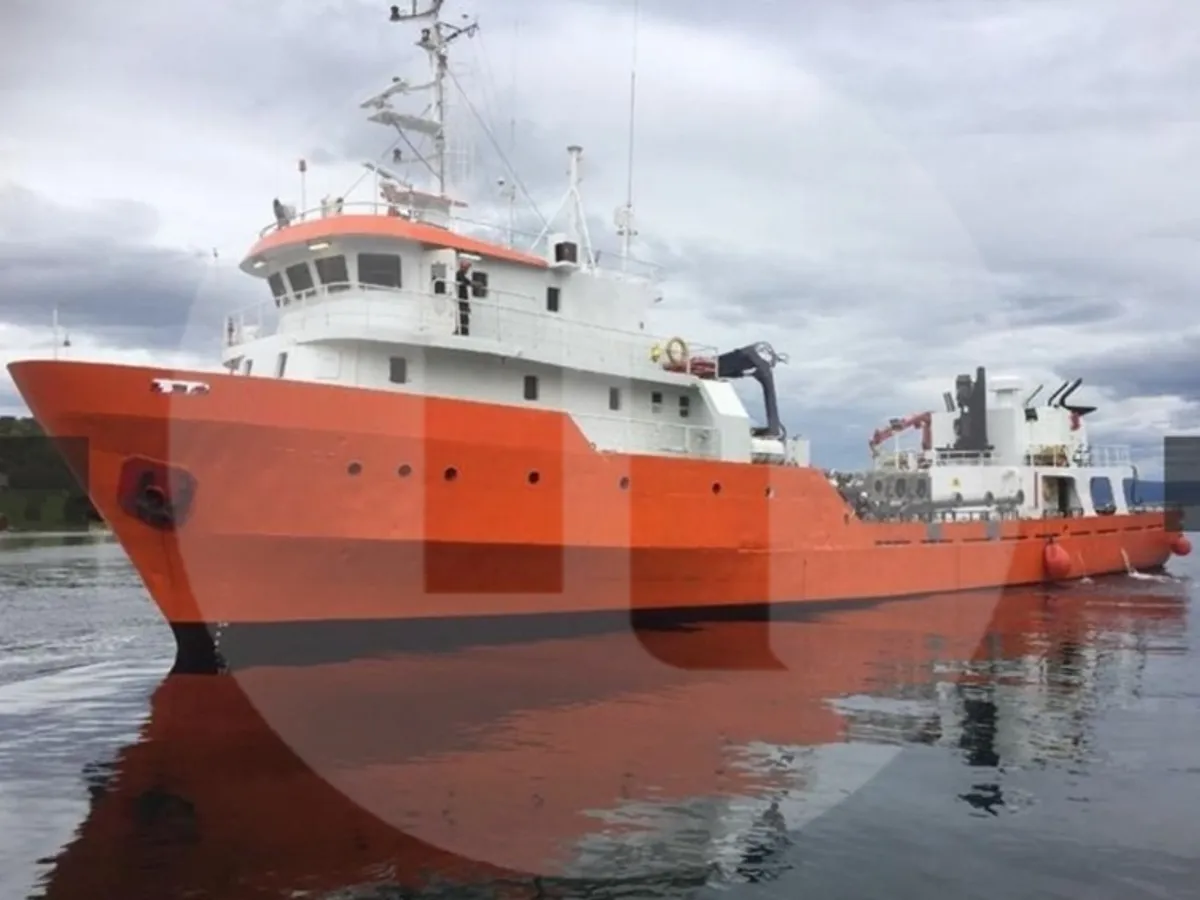 Kapal tinjauan untuk dijual