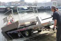 Kapal kontena untuk dijual
