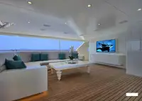 Yacht untuk dijual