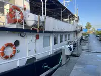 Kapal pengangkut pukal untuk dijual