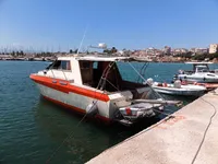 Kapal kerja untuk dijual