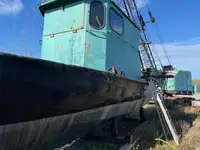 Kapal kerja untuk dijual