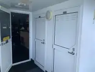 Kapal pelayaran untuk dijual
