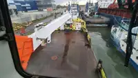 Kapal bekalan untuk dijual
