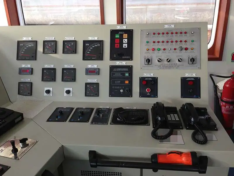 Kapal tunda untuk dijual