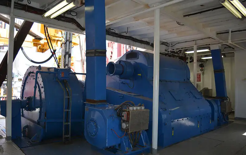 Kapal LNG untuk dijual