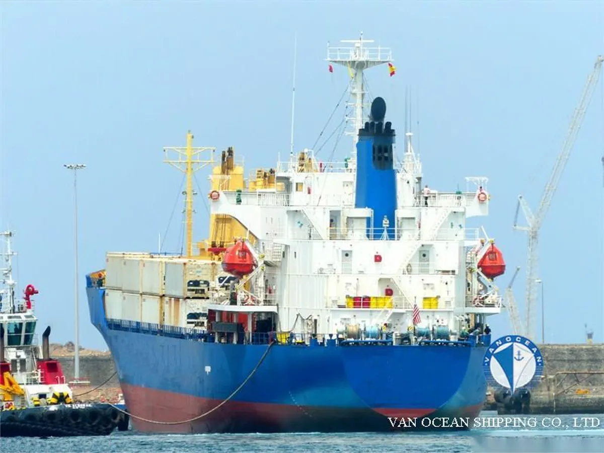 Kapal peti sejuk untuk dijual